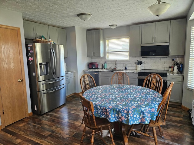 196 Stonhope Dr, Delaware, OH 43015 - photo 14