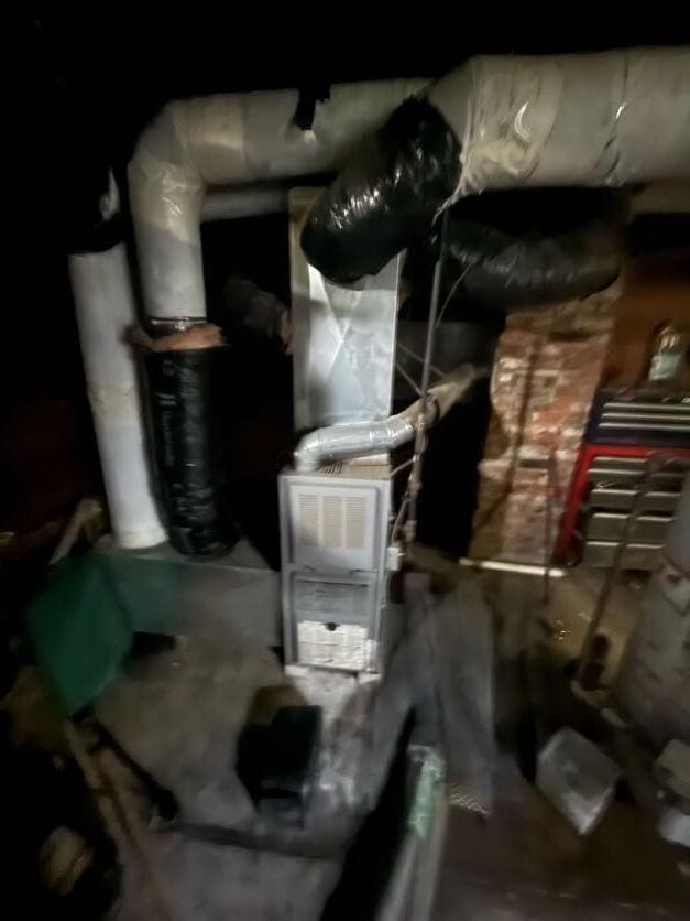 289 S Walnut St, Wilmington, OH 45177 - view of utilities