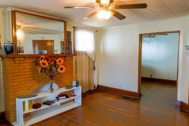 72 S Oakley Ave, Columbus, OH 43204 - interior space featuring wood finished floors and ornamental molding