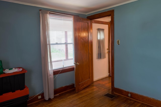 72 S Oakley Ave, Columbus, OH 43204 - bedroom with wood finished floors and crown molding