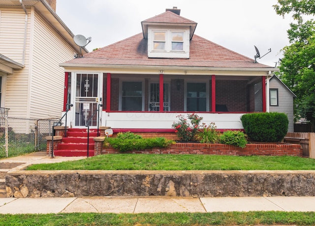 72 S Oakley Ave, Columbus, OH 43204 - view of front of house with a shingled roof