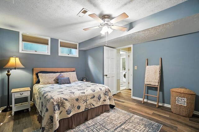 96 Executive Ct Unit B, Westerville, OH 43081 - bedroom with wood finished floors, a textured ceiling, washer / dryer, and ceiling fan
