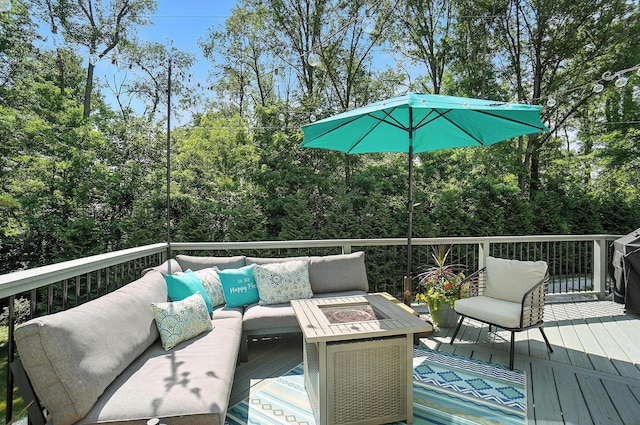 96 Executive Ct Unit B, Westerville, OH 43081 - wooden terrace with an outdoor living space with a fire pit