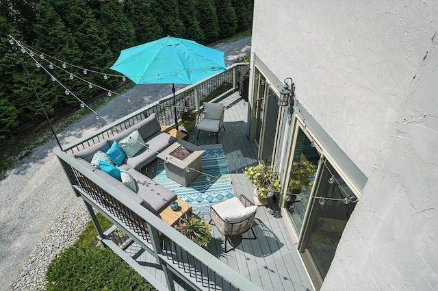 96 Executive Ct Unit B, Westerville, OH 43081 - view of wooden balcony featuring an outdoor hangout area and a wooden deck