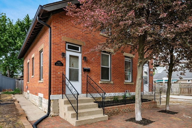 675-677 Beech St, Columbus, OH 43206 - view of front facade with brick siding and entry steps