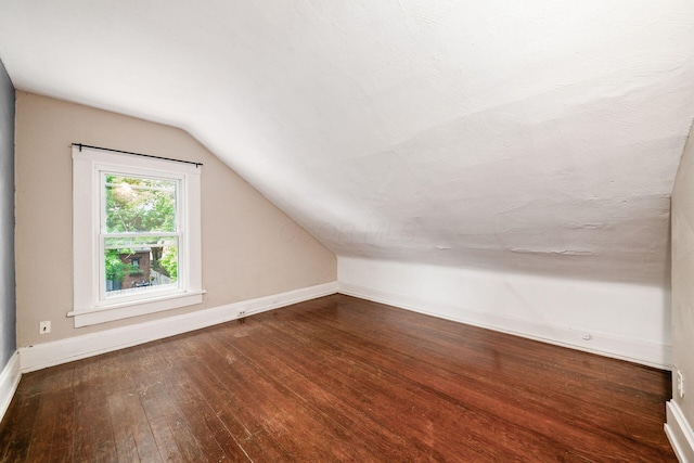 675-677 Beech St, Columbus, OH 43206 - bonus room with vaulted ceiling and wood-type flooring