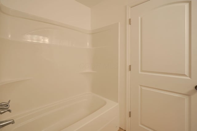 424 N Walnut St, Logan, OH 43138 - bathroom with bathing tub / shower combination