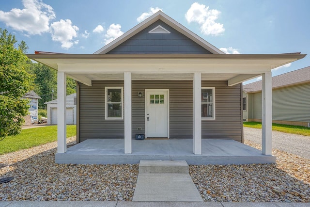 424 N Walnut St, Logan, OH 43138 - bungalow-style home with a porch