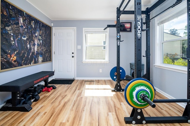 922 Afton Rd, Columbus, OH 43221 - exercise area with wood finished floors and baseboards