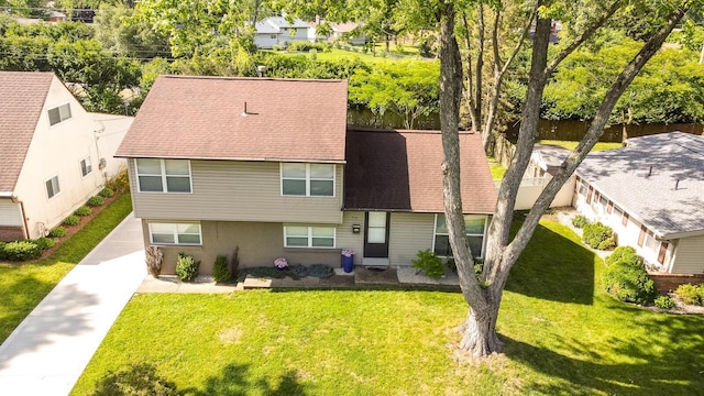 922 Afton Rd, Columbus, OH 43221 - view of front of property with a shingled roof