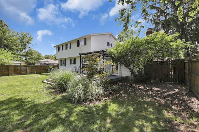 372 Depauw Ct, Columbus, OH 43230 - back of property with a fenced backyard and a pergola