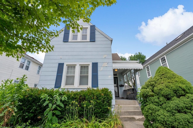1561 Glenn Ave, Columbus, OH 43212 - view of front facade