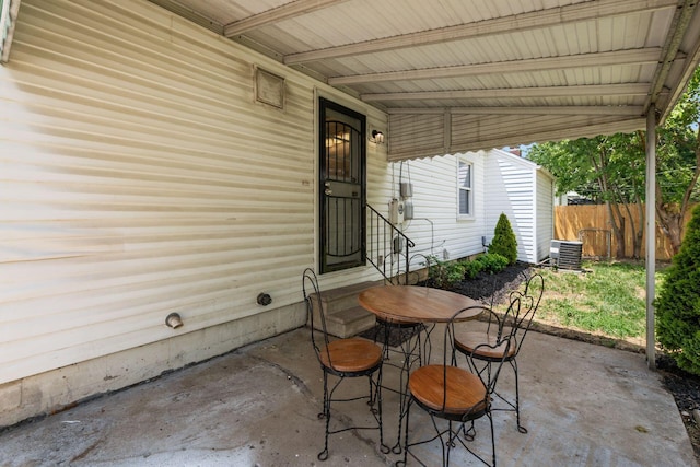 854 E Weber Rd, Columbus, OH 43211 - view of patio / terrace