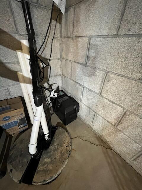 450 Village Ridge Ct, Powell, OH 43065 - basement view of concrete block wall and concrete floors
