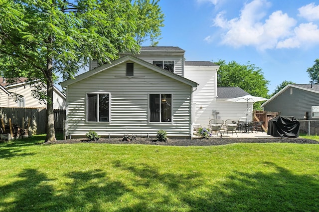 1817 Ibson Dr, Powell, OH 43065 - back of house with a patio area