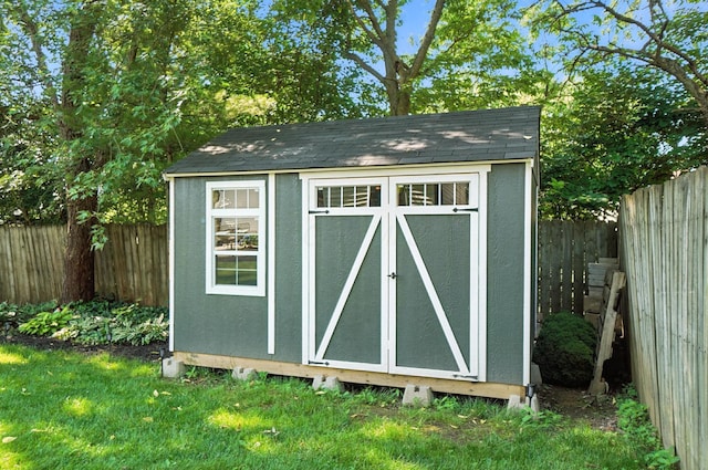 1817 Ibson Dr, Powell, OH 43065 - view of shed with a fenced backyard