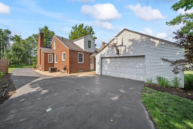2698 Ruhl Ave, Columbus, OH 43209 - photo 8