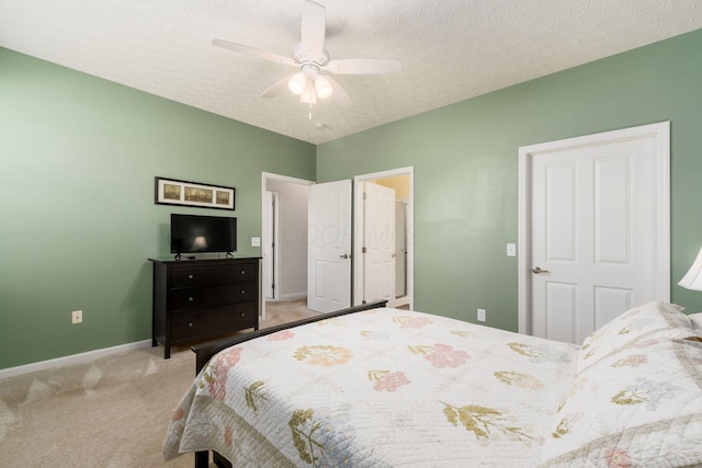 4124 Aumbrey Ct, New Albany, OH 43054 - bedroom with light colored carpet, a textured ceiling, and a ceiling fan