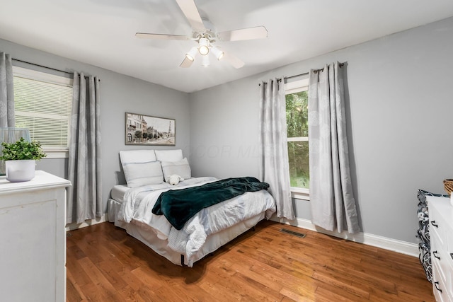 1828 Bradford Cir, Newark, OH 43055 - bedroom featuring light wood-style floors and a ceiling fan