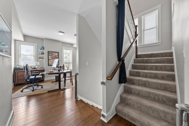 144 Wilson Ave, Columbus, OH 43205 - office space with dark wood-style floors