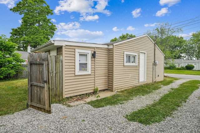 6971 London Groveport Rd, Grove City, OH 43123 - photo 3