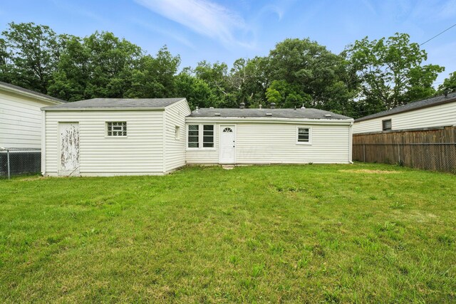 354 Fernhill Ave, Columbus, OH 43228 - photo 24