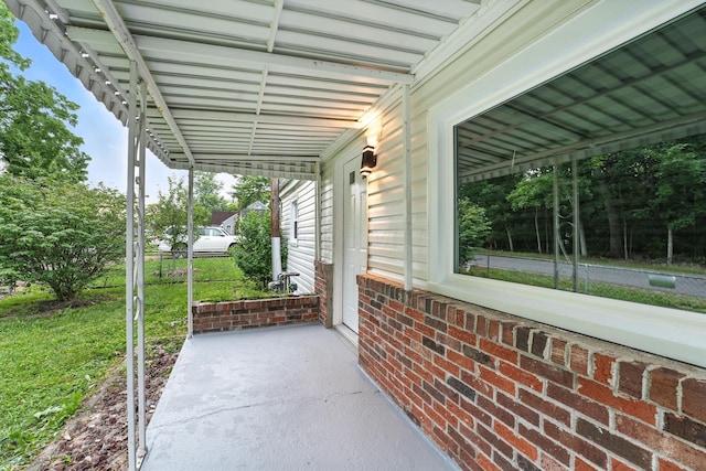 354 Fernhill Ave, Columbus, OH 43228 - photo 32