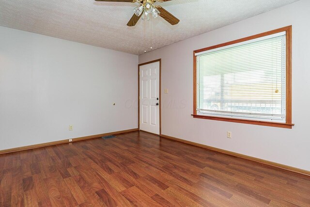 3203 Grasmere Ave, Columbus, OH 43224 - photo 7