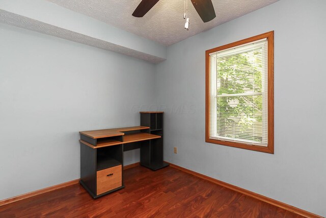 3203 Grasmere Ave, Columbus, OH 43224 - photo 22