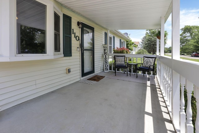 110 Creekview Dr, Baltimore, OH 43105 - view of porch