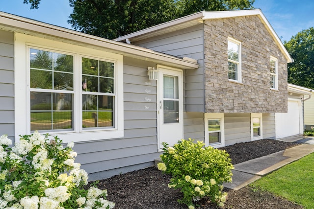 4881 Langley Ave, Columbus, OH 43213 - photo 2