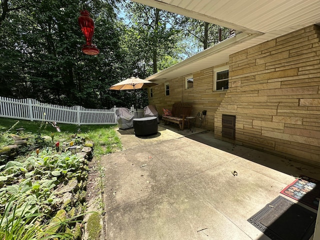 1080 Sycamore Dr, Lancaster, OH 43130 - view of patio / terrace