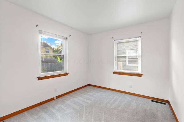 3457 Homecroft Dr, Columbus, OH 43224 - unfurnished room with carpet and baseboards