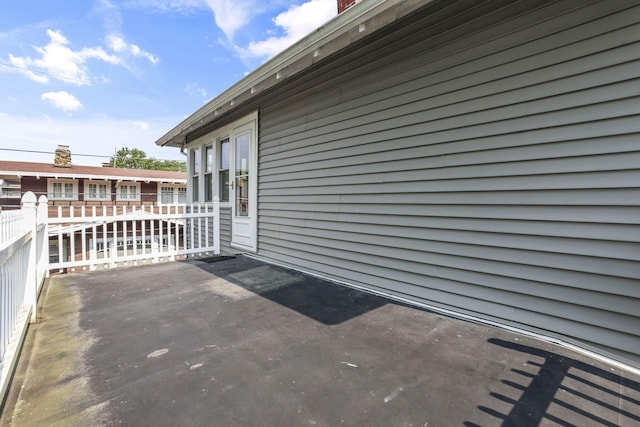206 E Fair Ave, Lancaster, OH 43130 - view of patio / terrace