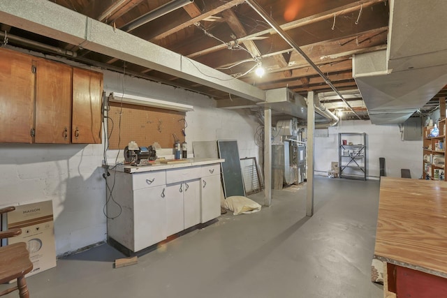 206 E Fair Ave, Lancaster, OH 43130 - unfinished basement with electric panel and heating unit