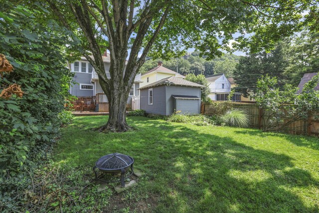 206 E Fair Ave, Lancaster, OH 43130 - view of yard with a fire pit and a storage shed