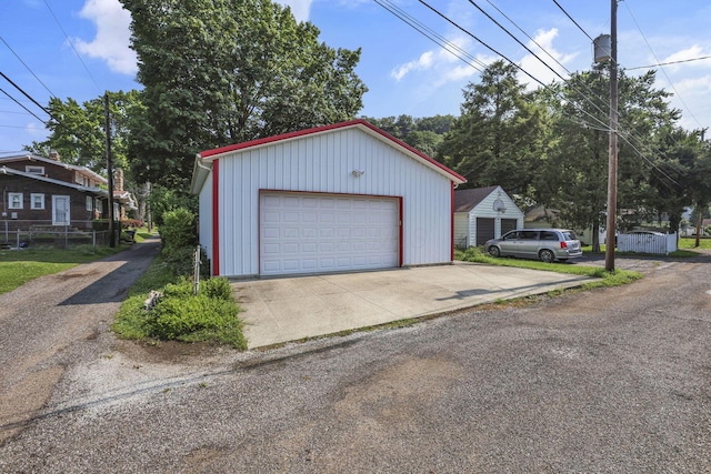 206 E Fair Ave, Lancaster, OH 43130 - view of detached garage