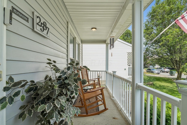 2587 Weeping Willow Ct, Columbus, OH 43207 - view of porch