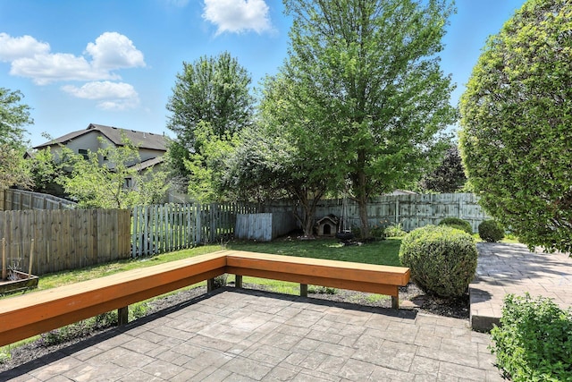 5497 Mirage Dr, Hilliard, OH 43026 - fenced backyard featuring a patio area