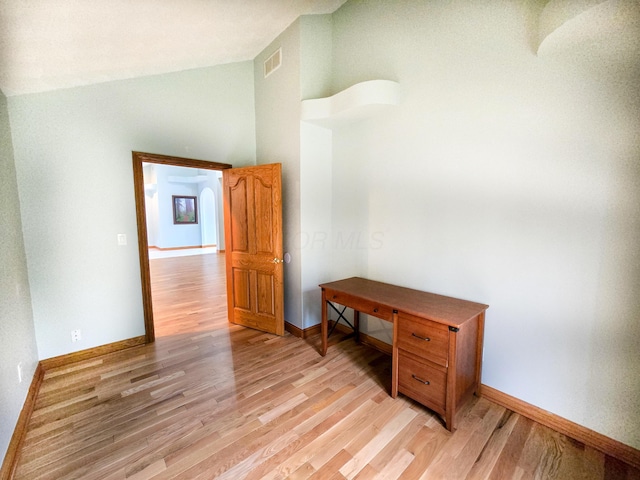 3100 Kropp Rd, Grove City, OH 43123 - unfurnished office with light wood-style flooring, vaulted ceiling, and arched walkways