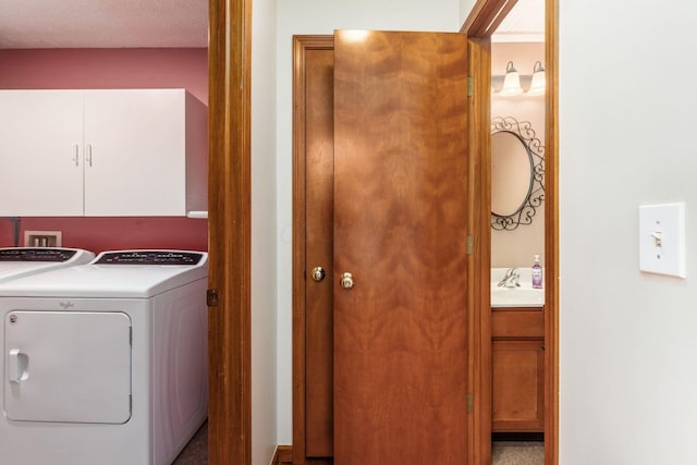 217 Knight Dream St, Delaware, OH 43015 - washroom featuring cabinet space and separate washer and dryer