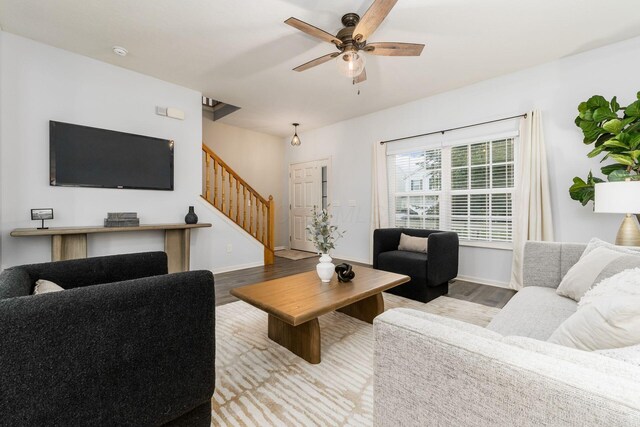 978 Vanwert Loop, Blacklick, OH 43004 - living area with stairs, wood finished floors, and ceiling fan