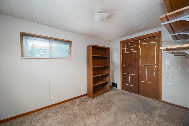 479 Maplewood Ave, Columbus, OH 43213 - carpeted empty room with baseboards