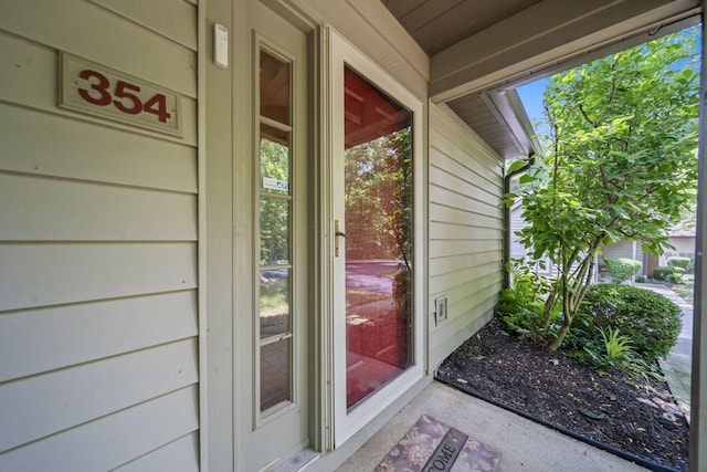 354 Hidden Ravines Dr, Powell, OH 43065 - property entrance
