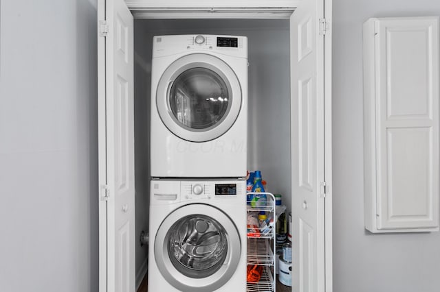 11962 Joppa Rd, Logan, OH 43138 - laundry area with estacked washer and dryer