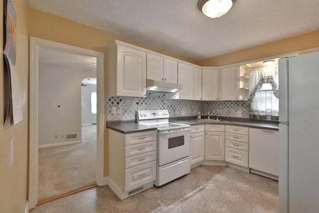 2909 Dresden St, Columbus, OH 43224 - photo 17