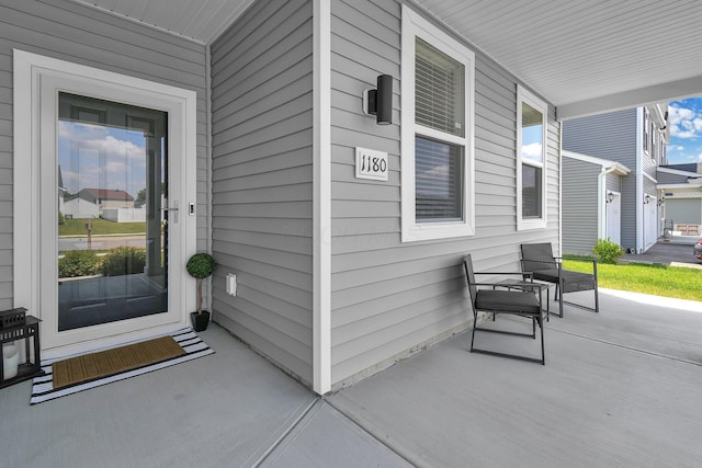 1180 Lake Forest Dr, Hebron, OH 43025 - entrance to property with a porch