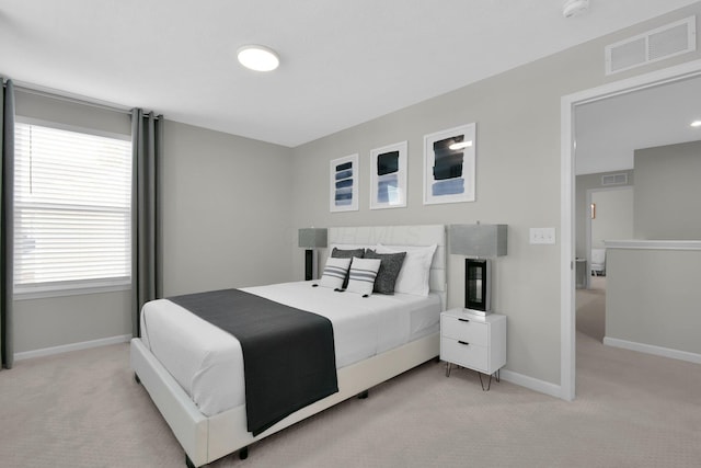 1180 Lake Forest Dr, Hebron, OH 43025 - bedroom featuring light carpet