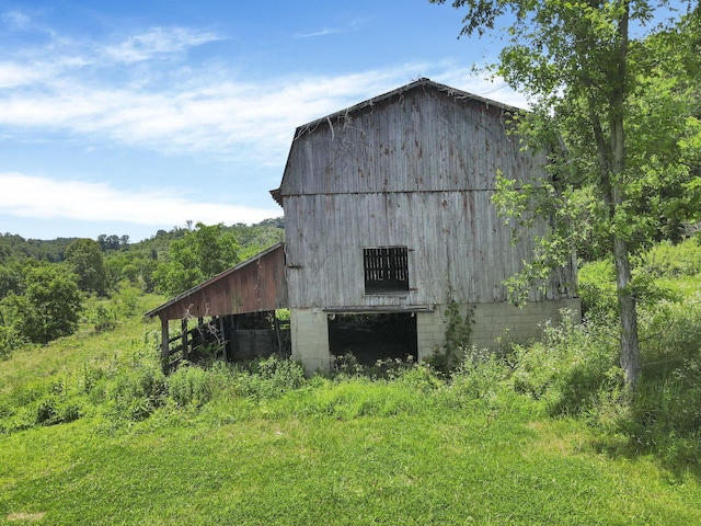 39703 Maysville Greendale Rd, Logan, OH 43138 - view of barn with a wooded view