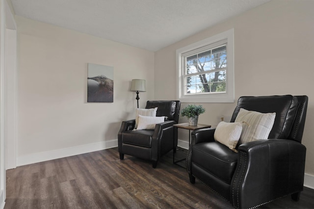 101 Circle Dr, Baltimore, OH 43105 - living area featuring dark wood finished floors and baseboards